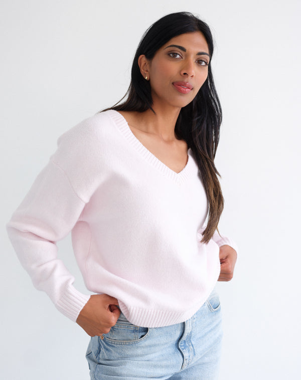 V NECK BOXY SWEATER