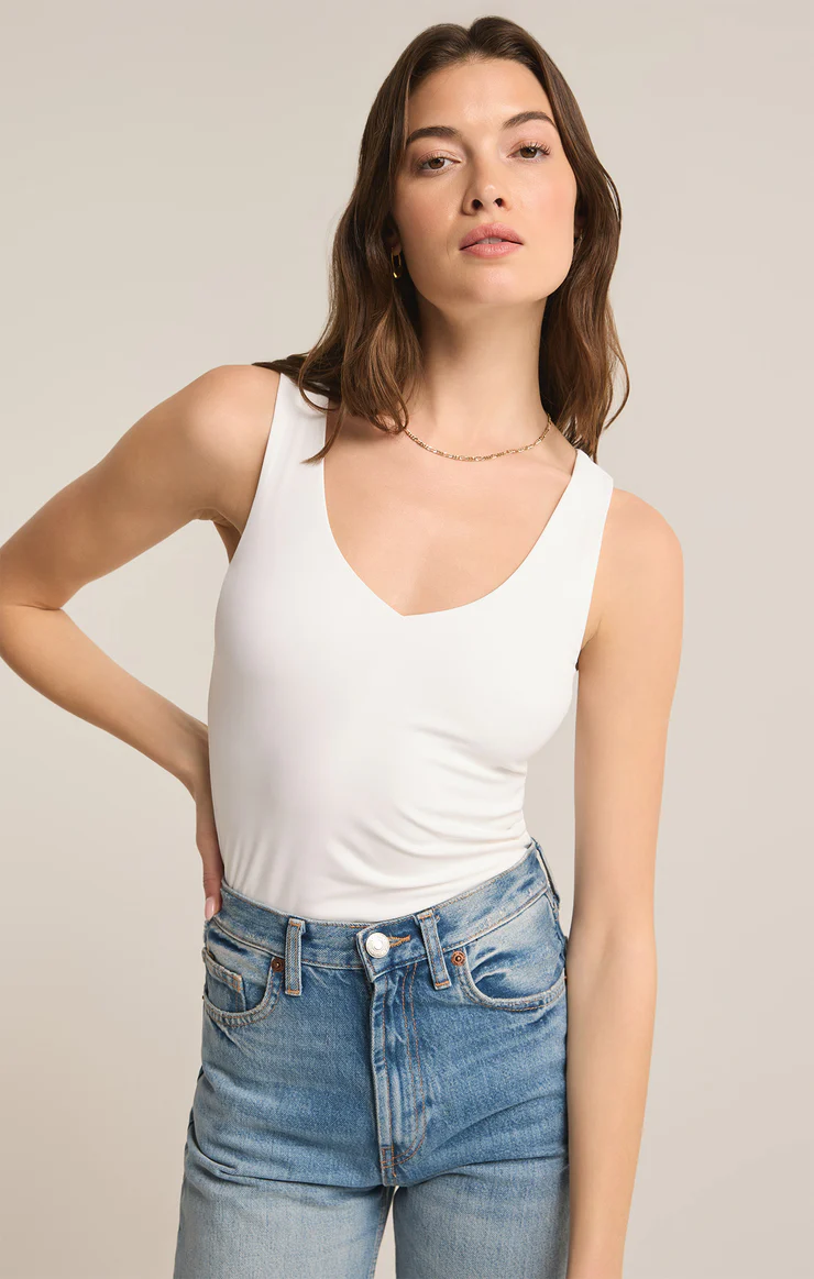 AVALA V-NECK SO SMOOTH TOP