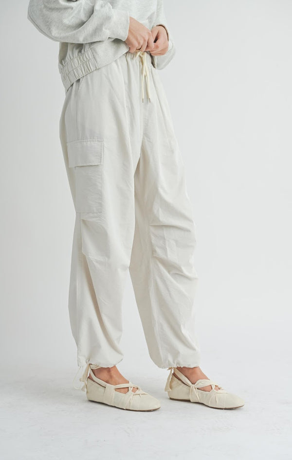 VITA ELASTIC WAIST CARGO PANTS