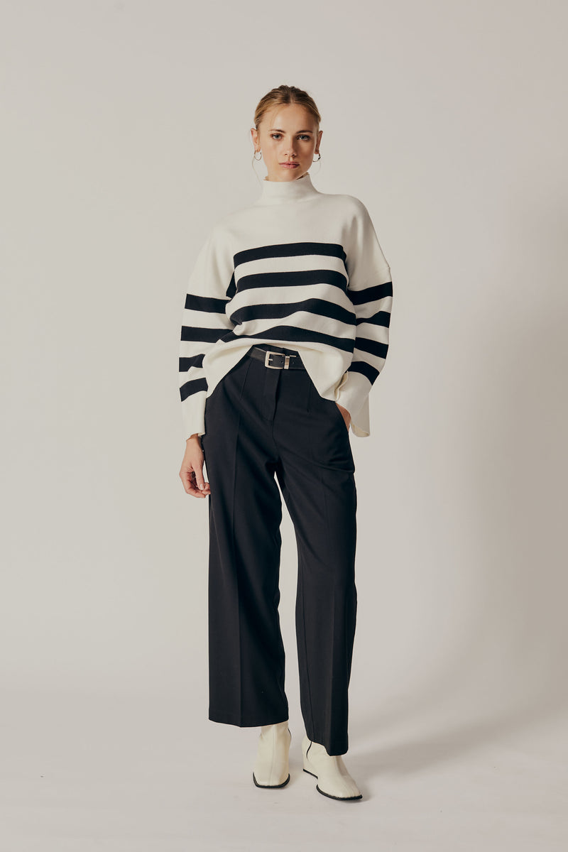 CLIVIA STRIPPED TURTLENECK SWEATER