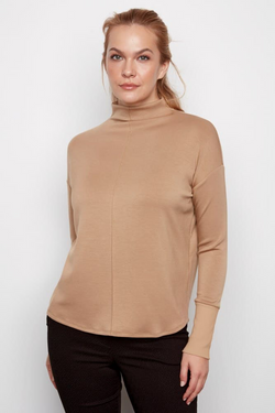 ARYA BUTTER CONTRAST TURTLENECK