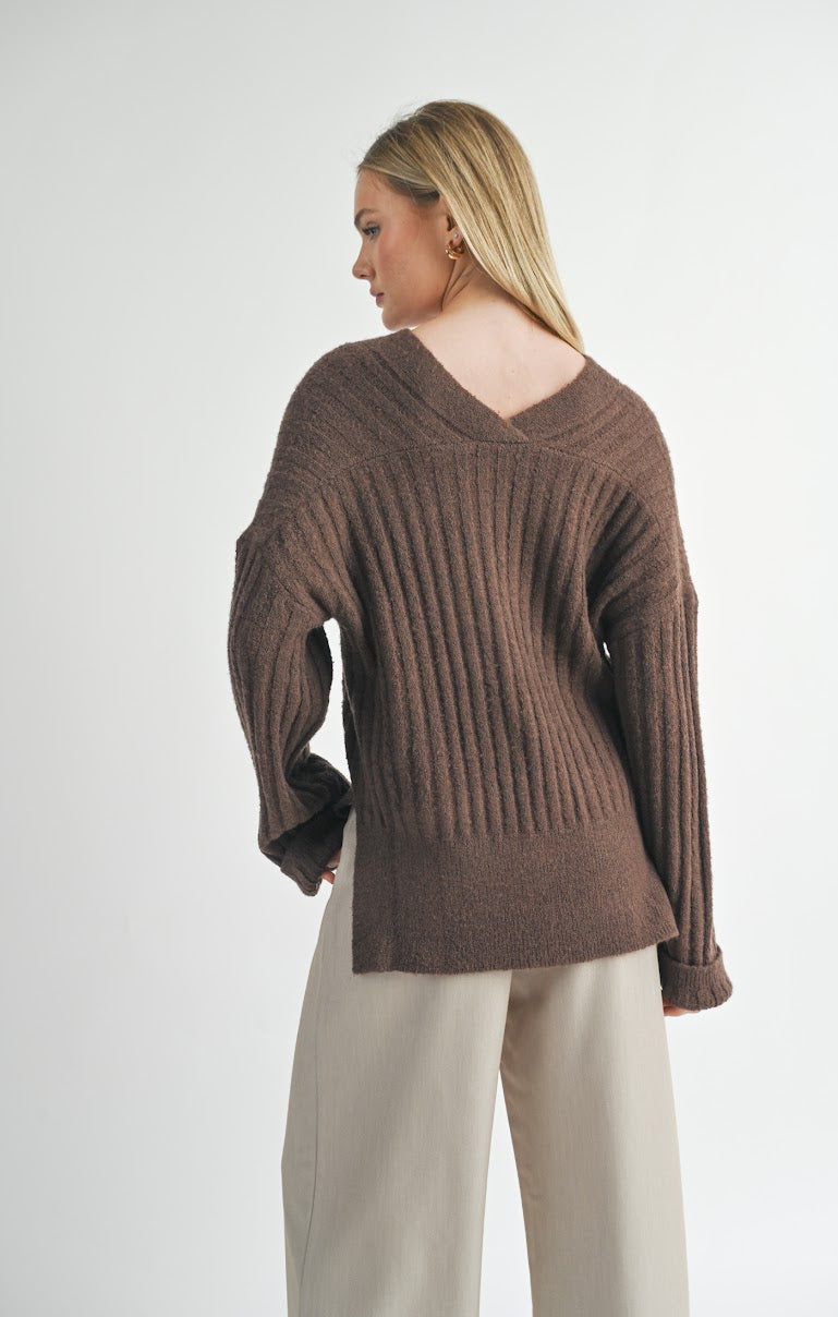 CARLI V NECK PULLOVER