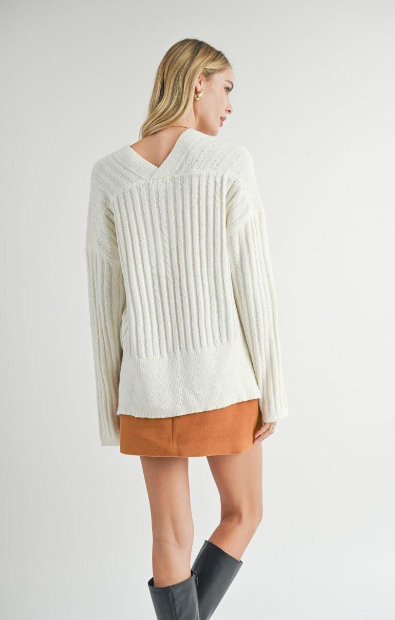 CARLI V NECK PULLOVER