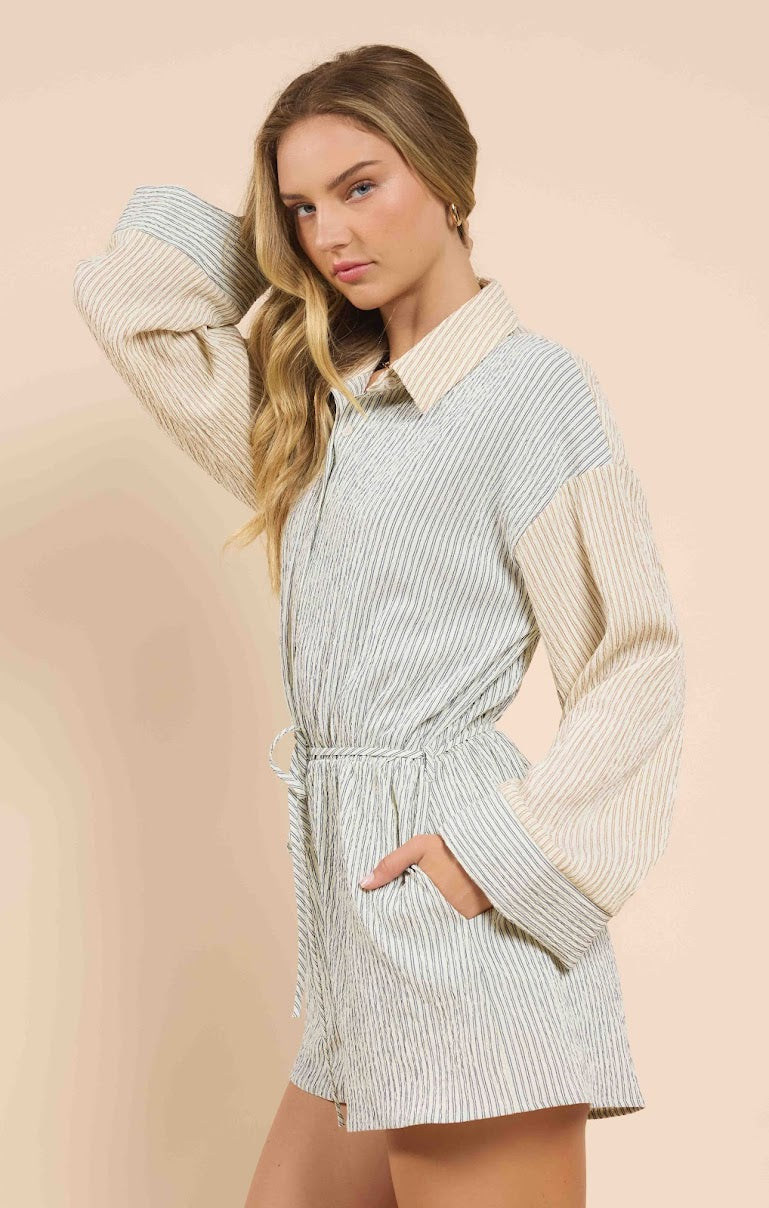 IN THE CLOUDS STRIPED CONTRAST ROMPER