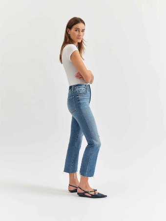 SHY GIRL - HIGH RISE CROP FLARE