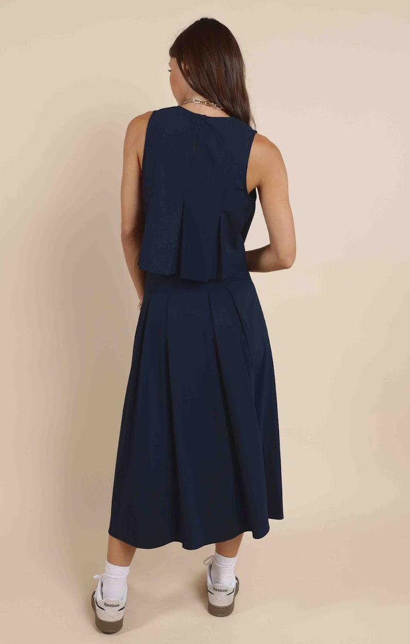 OCEAN CALLS PLEATS TOP