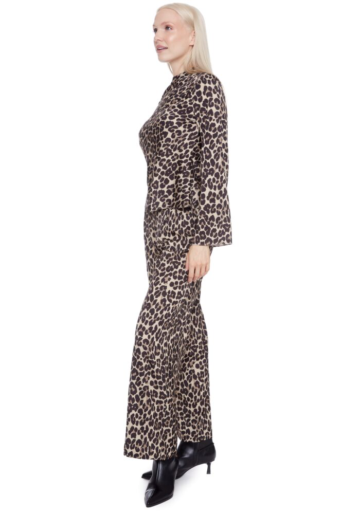 LINDSAY SATIN BELL-SLEEVE TOP