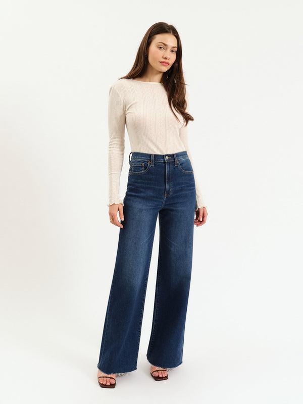 FAR OUT - W/OUT SEAMING HIGH RISE