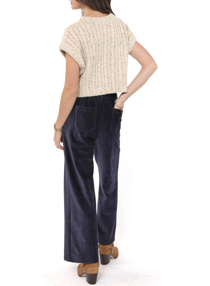 EFFORTLESS CABLE KNIT SWEATER
