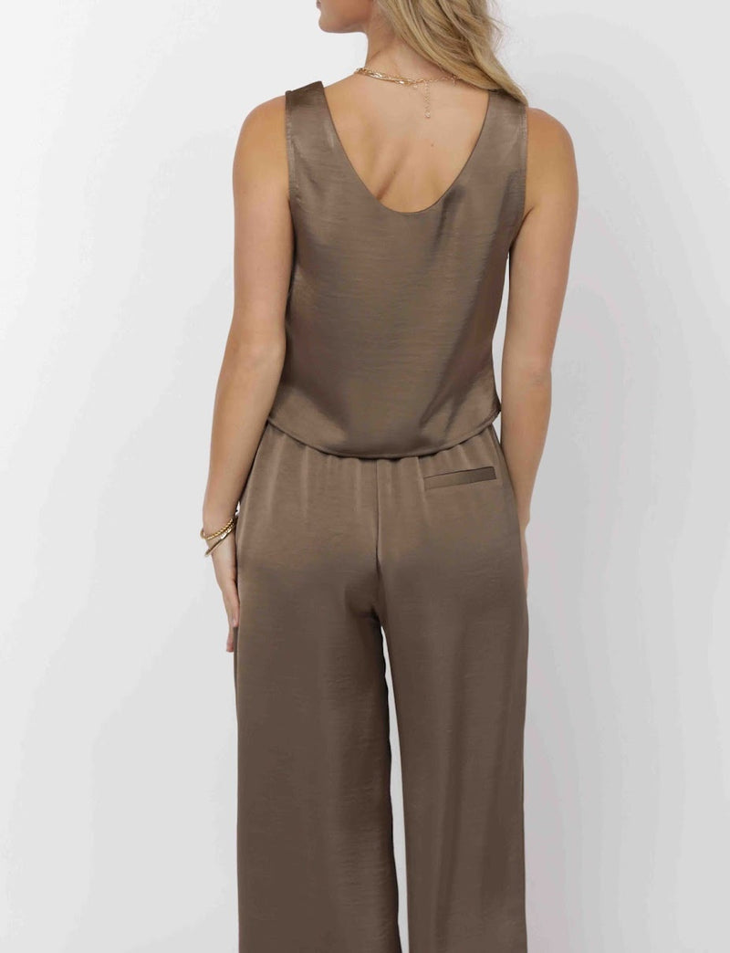 ARIZONA SKY RUCHED FRONT SLEEVELESS TOP