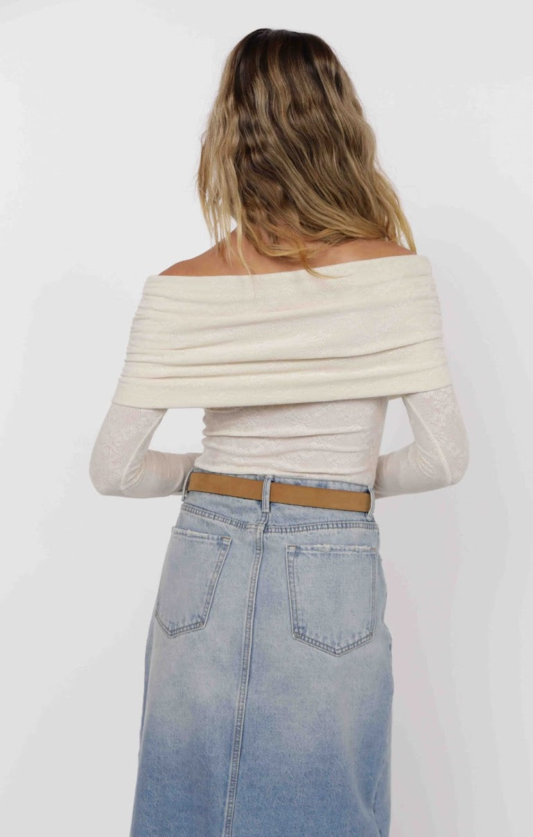 ROADHOUSE JACQUARD KNIT OFF THE SHOULDER TOP