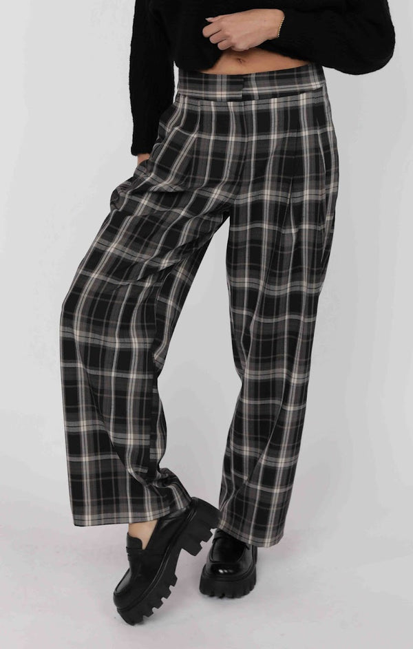 RADICAL STRETCH PLAID PLEATER TROUSER